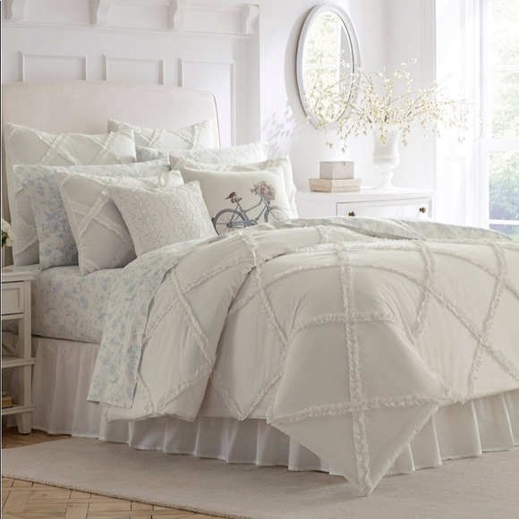 Laura Ashley Bedding Adelina White Duvet Cover Set Poshmark